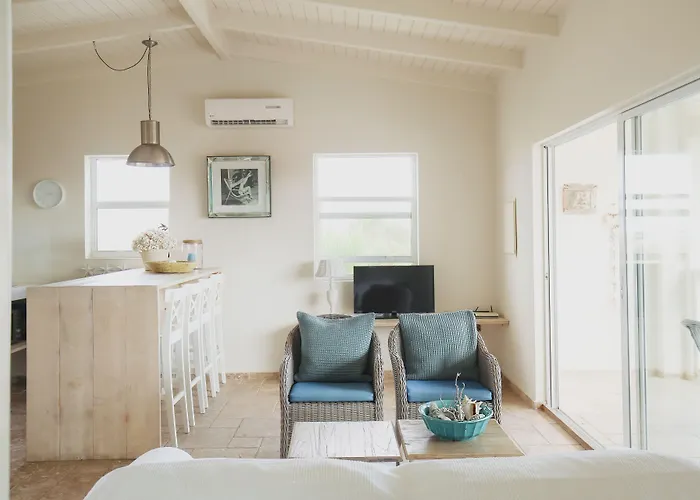 Ocean Breeze Boutique Hotel & Marina